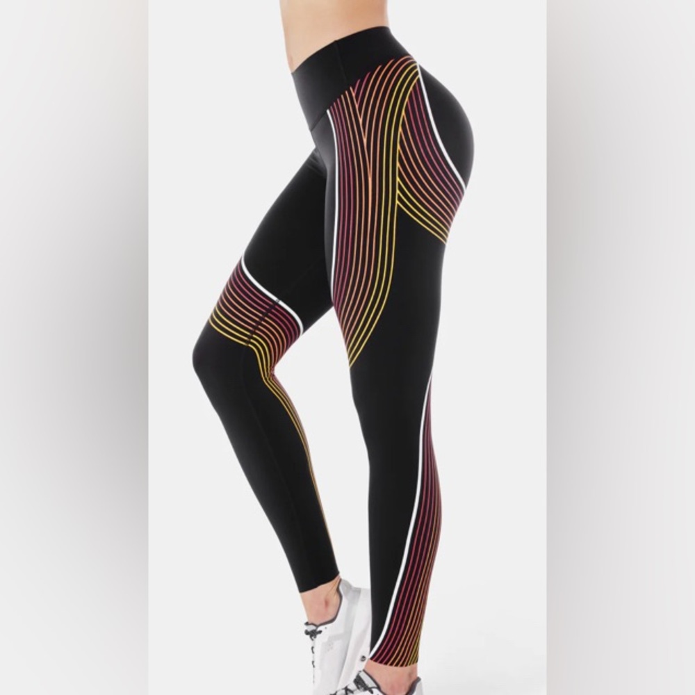Black High-Waist Leggings with Gradient Stripe Detail